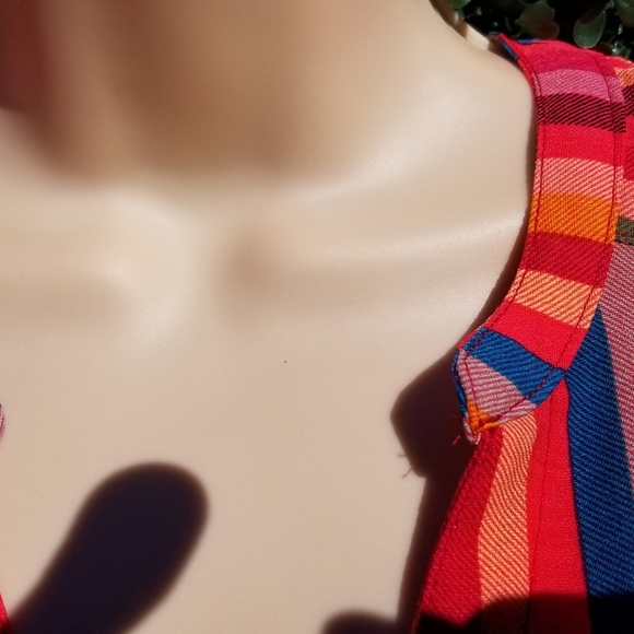 Torrid sleeveless striped blouse Size 0 (12) - Picture 5 of 7